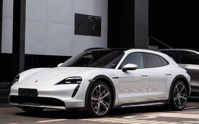 2022 Taycan Turbo Cross Turismo