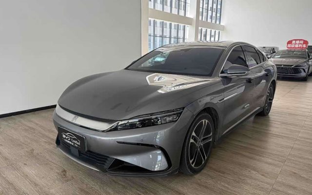 2023 EV Champion 605KM FWD Premium