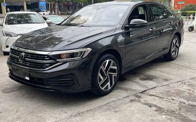 2023 Volkswagen 200TSI DSG Flyover
