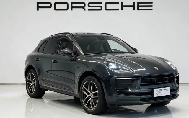 2024 Macan 2.0T