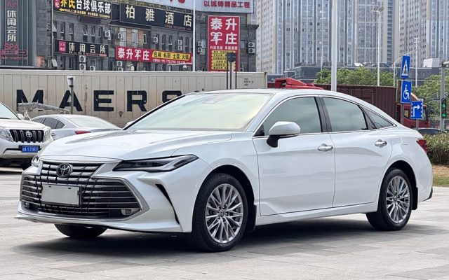 2024 Toyota Avalon 2.0L Luxury