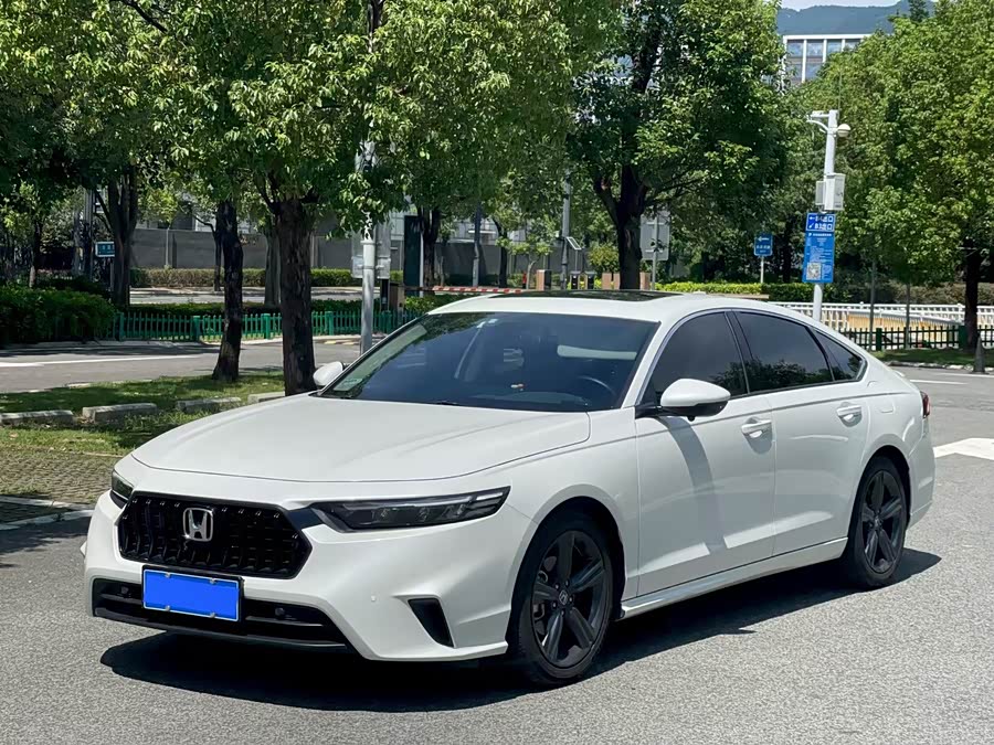 2025 Elegant Edition 260TURBO