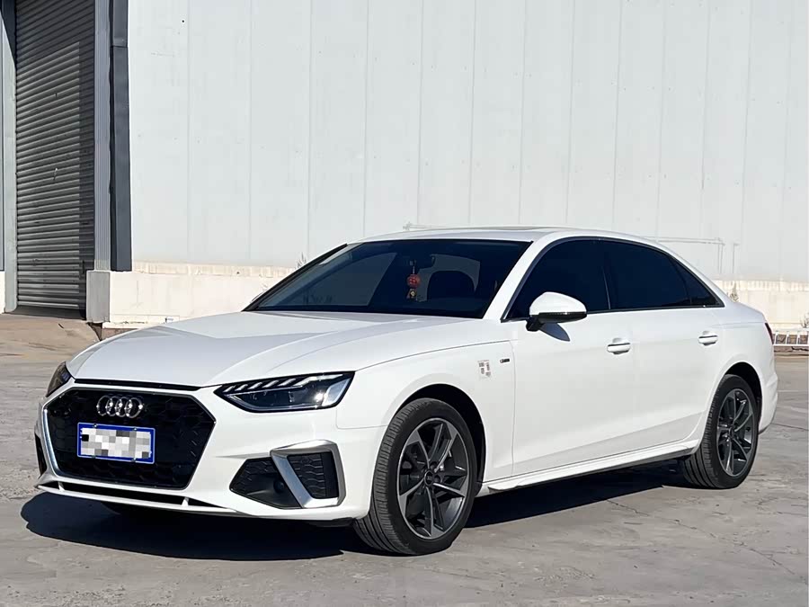 Audi A4L 2023 40 TFSI Fashion Dynamic Edition