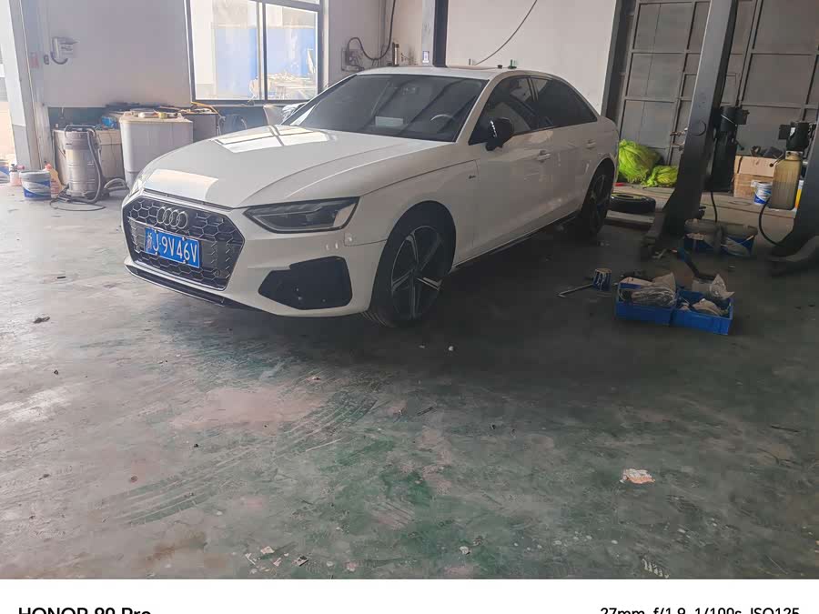 Audi A4L 2025 200 Million Enjoy Edition 40 TFSI Luxury Sport
