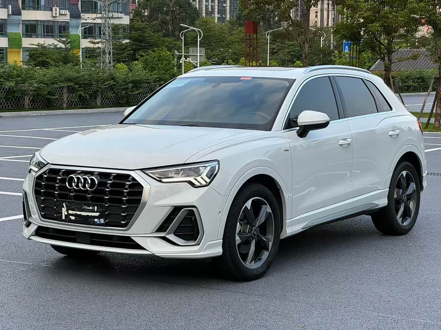 Audi Q3 2023 35 TFSI Fashion Dynamic 1.5T