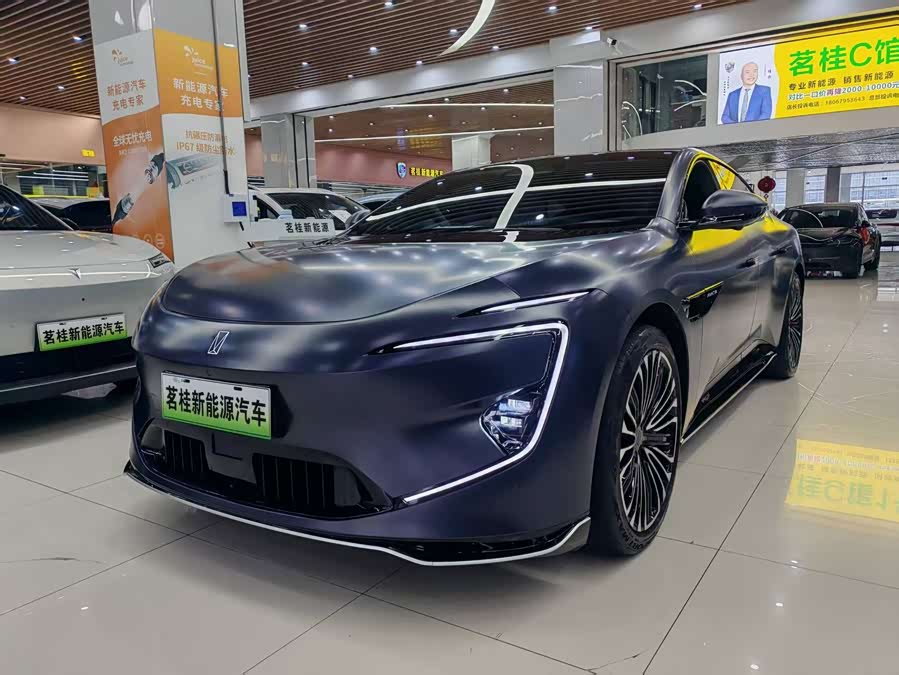 Avatr 12 2024 650 Tri-laser 4WD GT