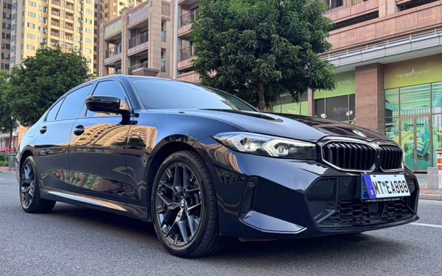 BMW 3 Series 2025 330Li M Sport Night Package