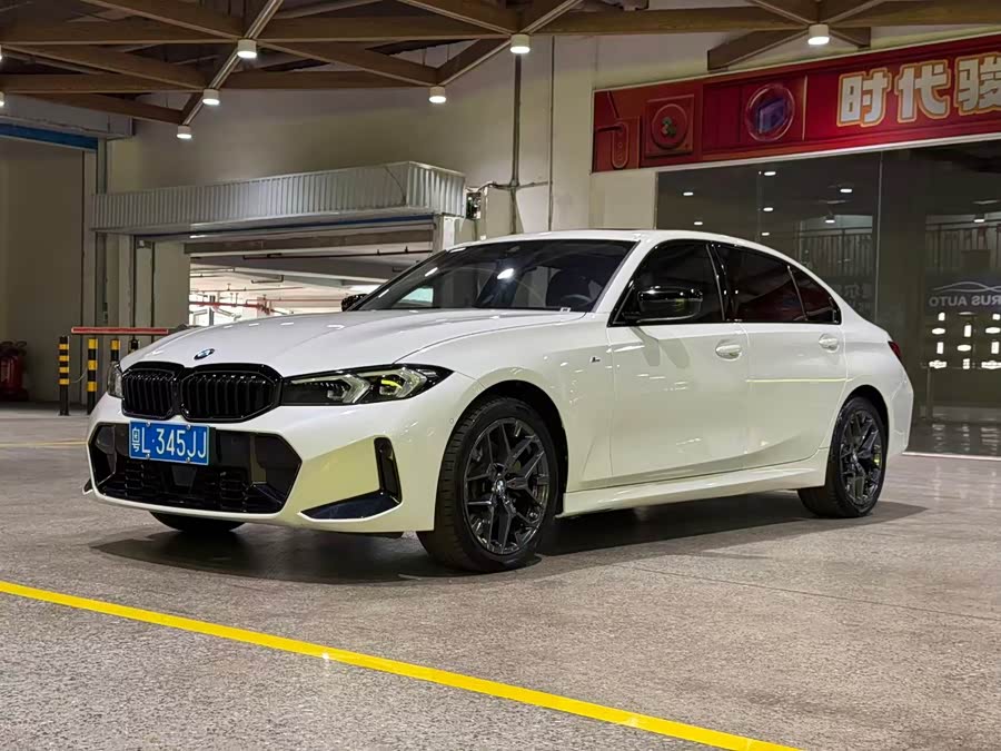 BMW 3 Series 2025 330Li M Sport Night Package