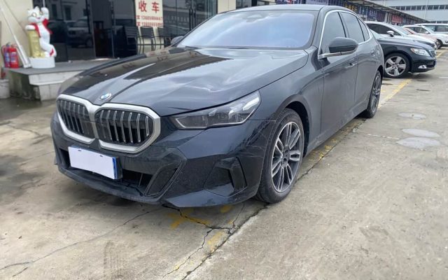BMW 5 Series 2025 530Li Leading M Sport Package
