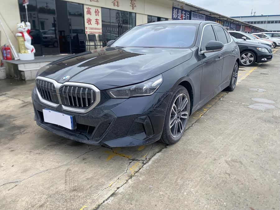 BMW 5 Series 2025 530Li Leading M Sport Package