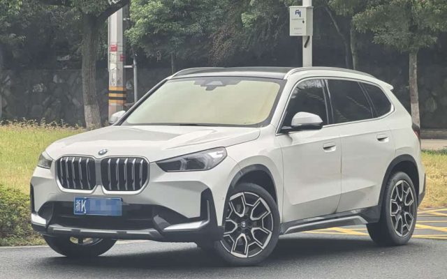 BMW X1 2023 xDrive25Li X Design Package