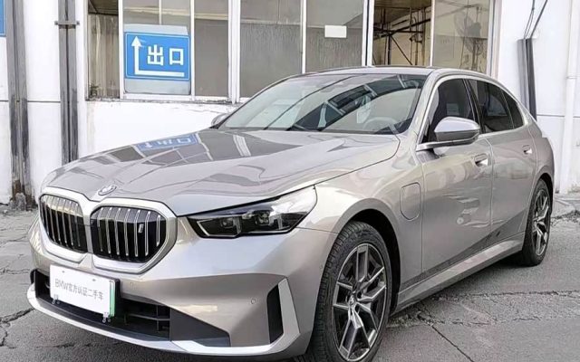 BMW i5 2024 eDrive 35L Premium Luxury Package