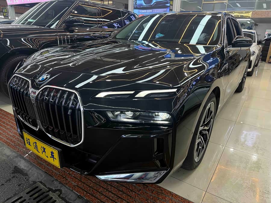 BMW i7 2023 eDrive50L Leading M Sport Package
