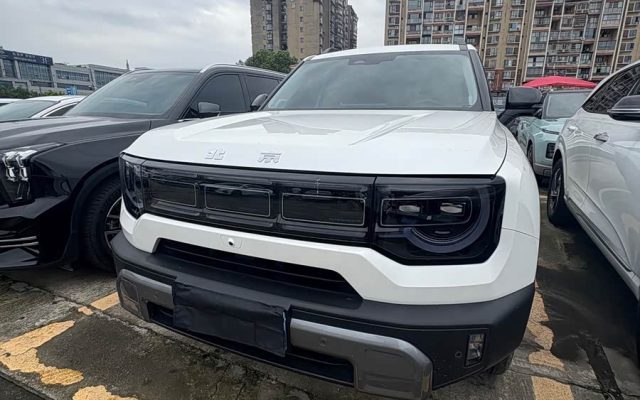 Beijing Off-road BJ30 2024 1.5T Magic Core Electric Drive Advanced