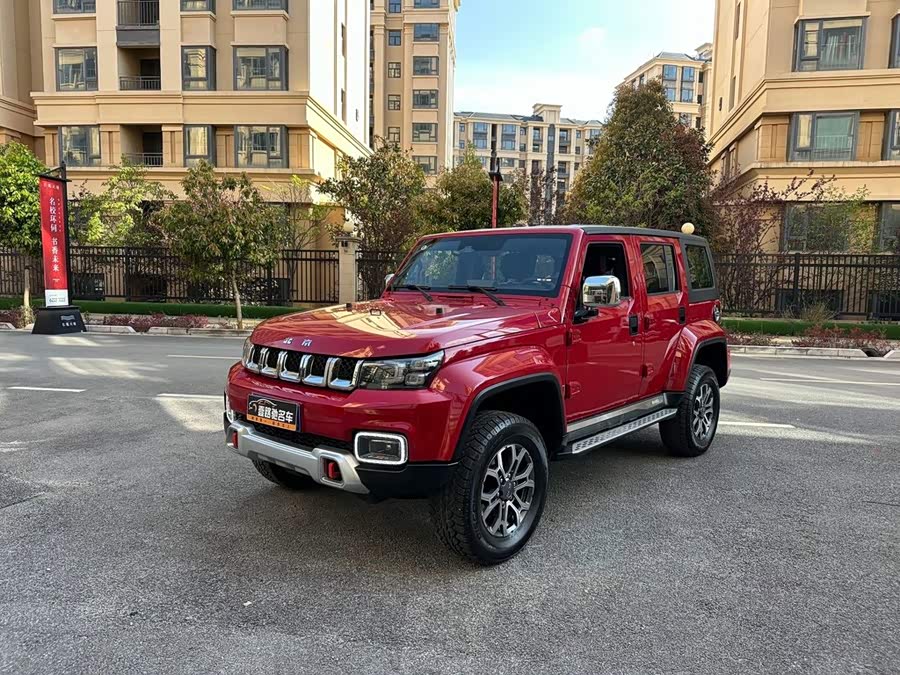 Beijing Off-road BJ40 2023 2.0T Automatic Four-Wheel Drive City Hunter Edition Hero Type