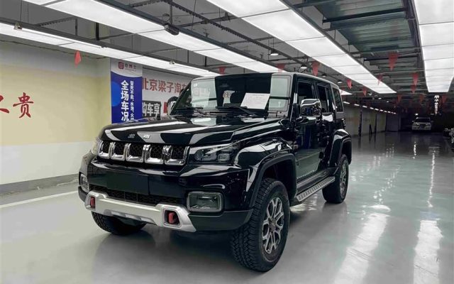 Beijing Off-road BJ40 2023 2.0T Automatic Four-Wheel Drive City Hunter Edition Hero Type