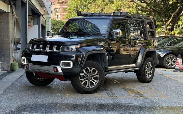 Beijing Off-road BJ40 2024 2.0T City Hunter Glory
