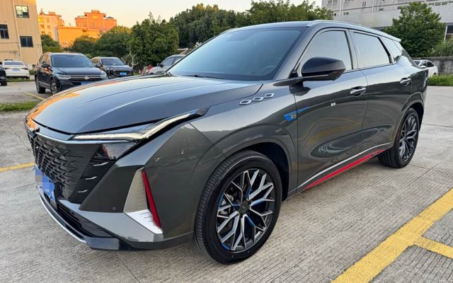 Changan Oshan Z6 2022 Blue Whale 1.5T DCT Smart Prestige
