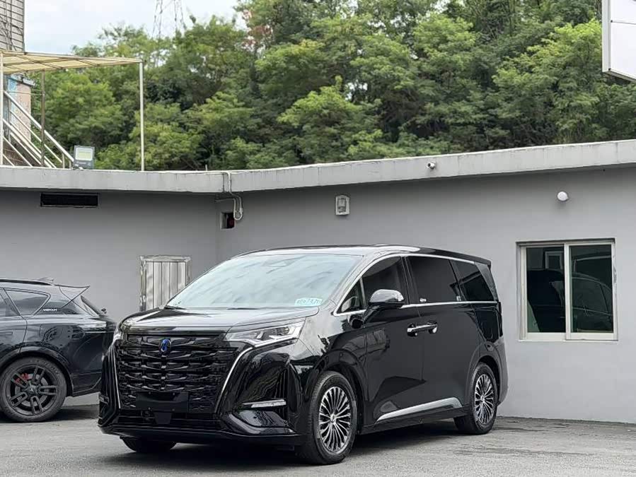 D9 2022 DM-i 1040 Luxury