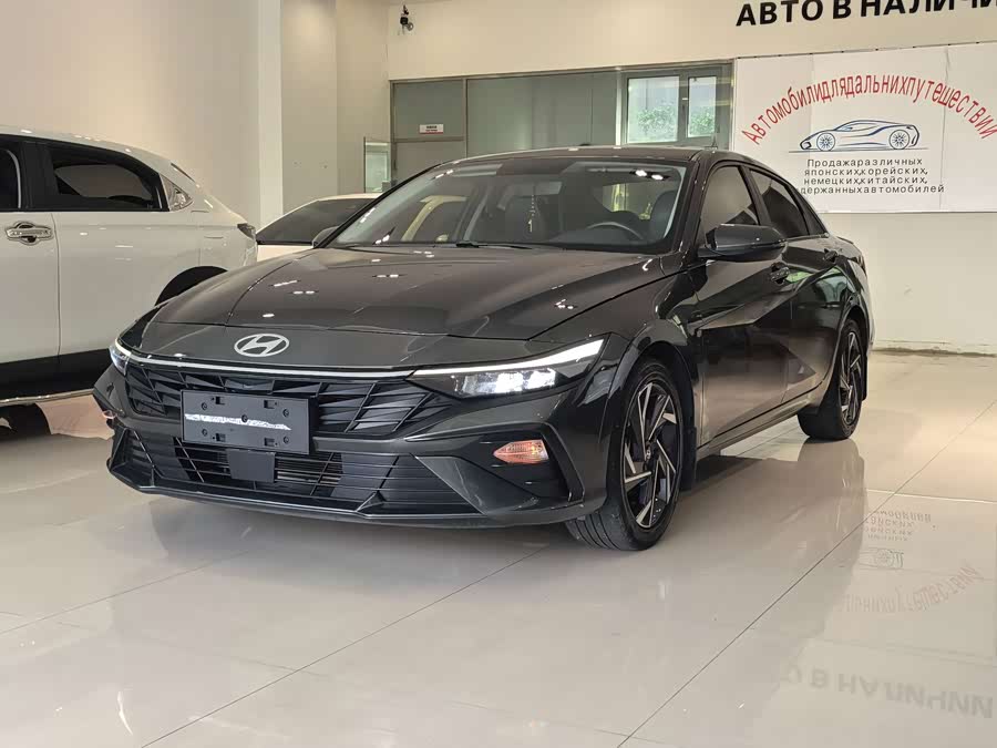 Elantra 2023 1.5L CVT LUX Premium Edition