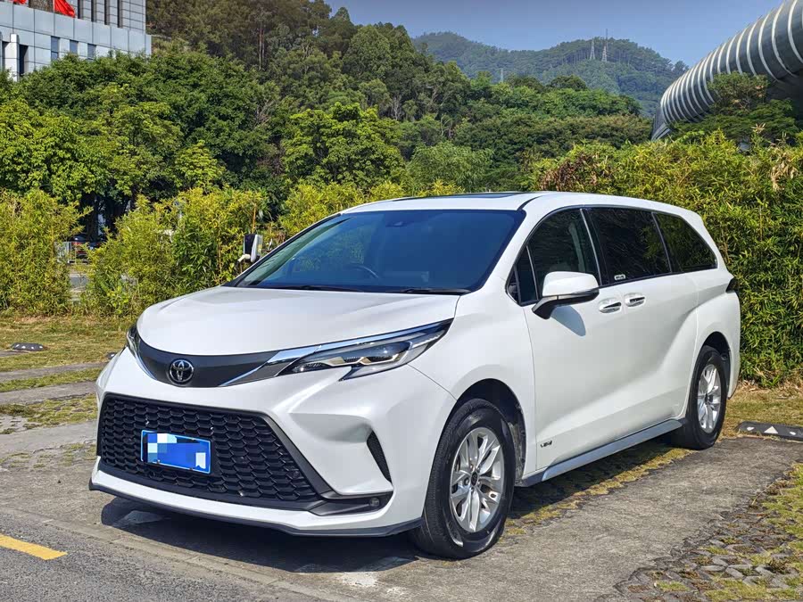 Greevia 2024 2.5L Hybrid Comfort Edition