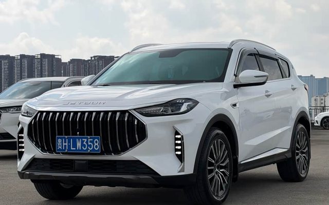 Jietu X70 PLUS 2024 Champion Edition 1.5T DCT Champion PRO 7-seater