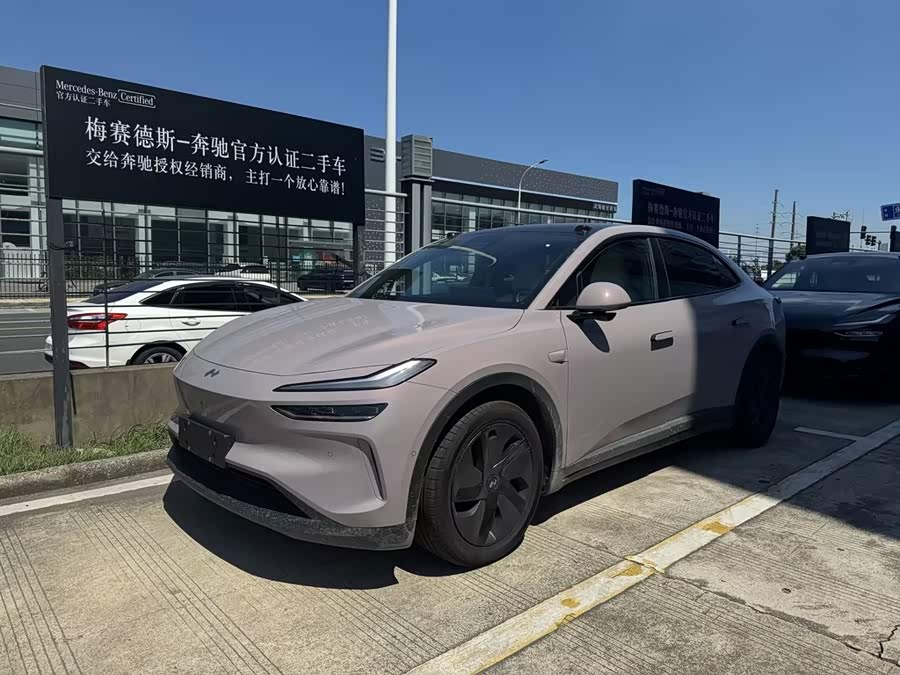 L60 2025 60kWh 4WD