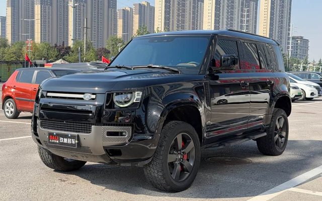 Land Rover Defender 2024 110 3.0T P400 X-DYNAMIC HSE