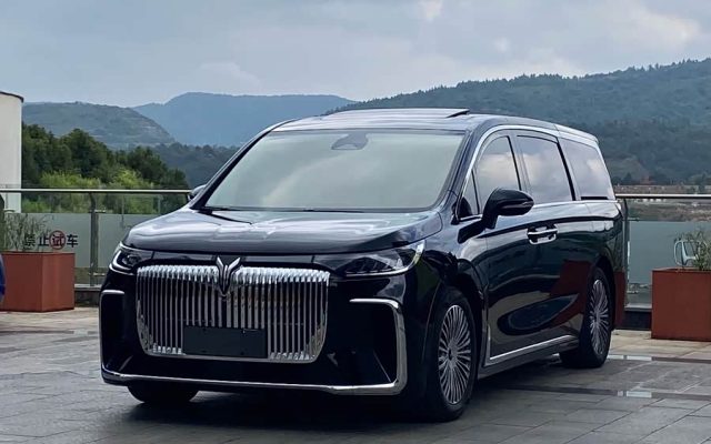 Lantu Dreamer 2025 PHEV 4WD Flagship Kunpeng