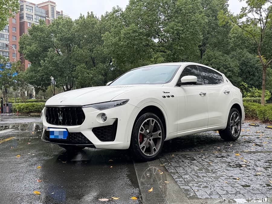 Levante 2023 3.0T Modena