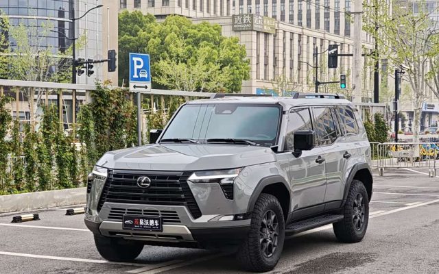 Lexus GX 2024 OVERTRAIL Remote Peak Edition