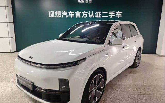 Li Auto L8 2025 Max Intelligent Renewal Version
