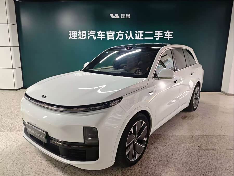 Li Auto L8 2025 Max Intelligent Renewal Version