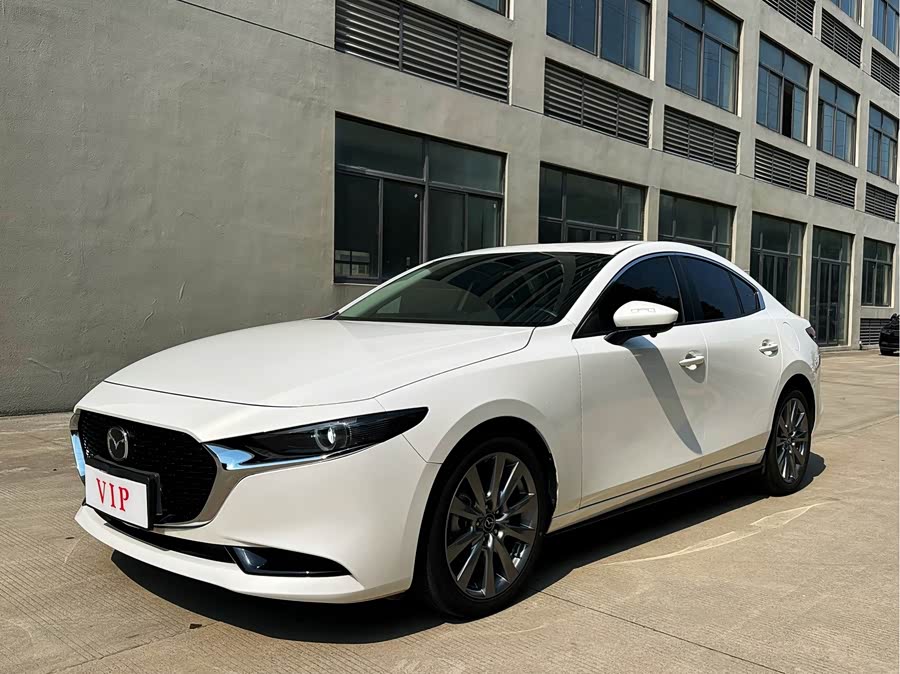 Mazda3 Axela 2025 2.0L Auto Premium