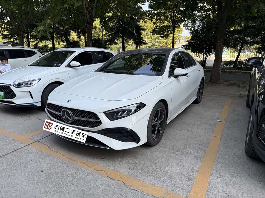 Mercedes-Benz A-Class 2024 Facelift A 200 L Fashion Edition