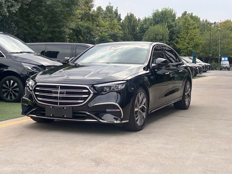 Mercedes-Benz E-Class 2025 E 300 L Fashion