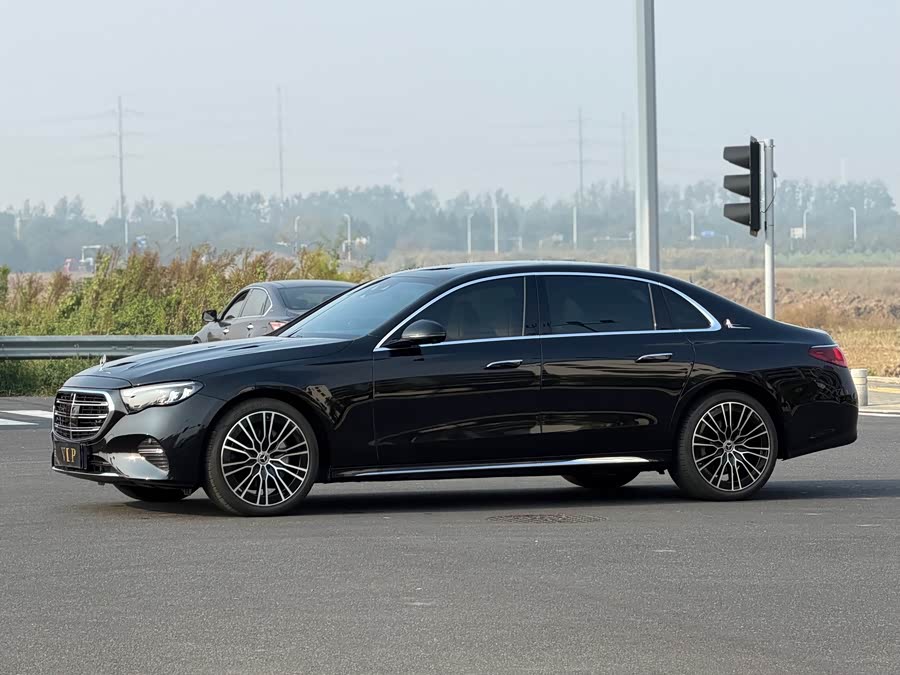 Mercedes-Benz E-Class 2025 E 300 L Luxury