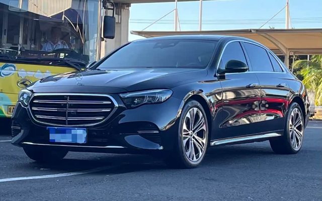 Mercedes-Benz E-Class 2025 E 300 L Luxury