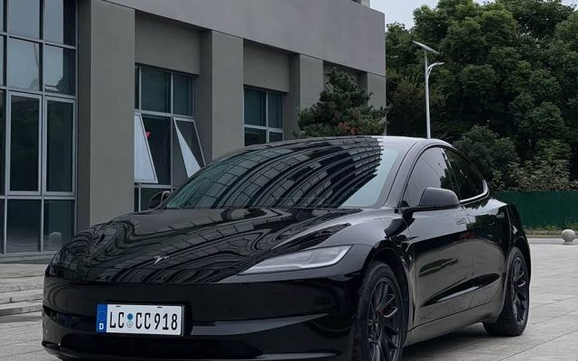 Model 3 2023 RWD
