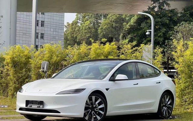 Model 3 2023 RWD