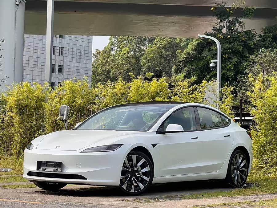 Model 3 2023 RWD
