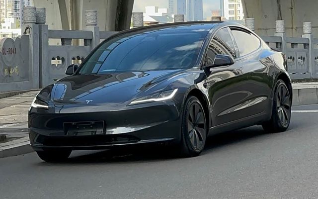 Model 3 2023 RWD