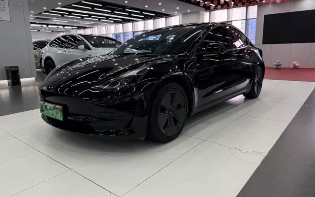 Model 3 2023 RWD