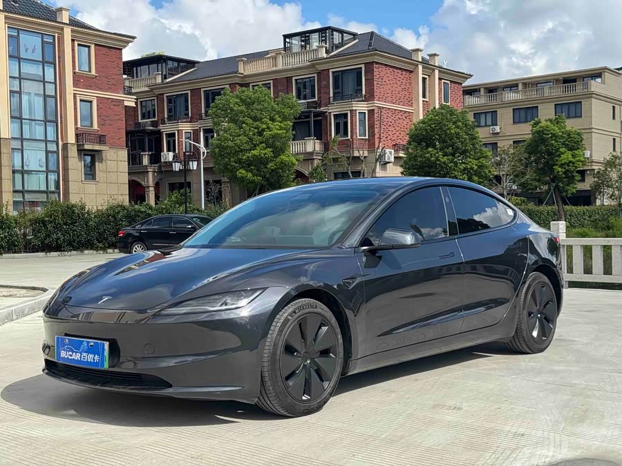 Model 3 2023 RWD