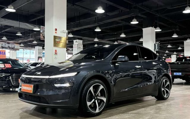 Model Y 2025 Facelift Long Range AWD
