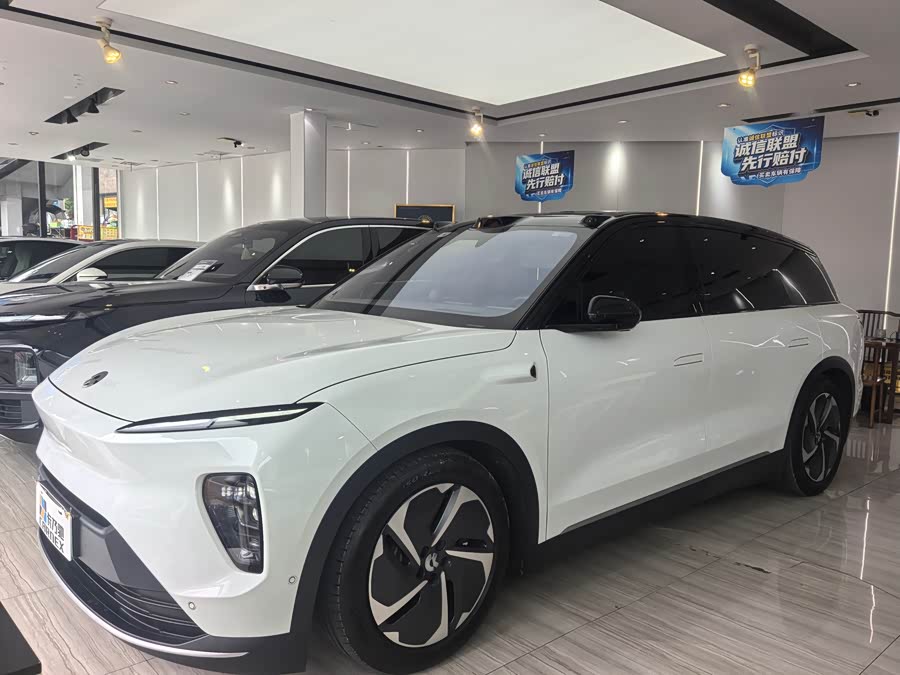 NIO ES8 2023 75kWh