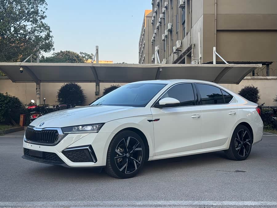 Octavia 2023 Pro TSI280 Luxury