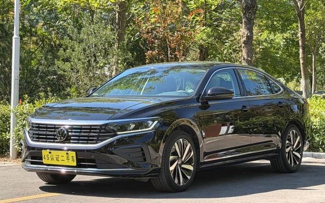 Passat 2025 Outstanding 330TSI Elite