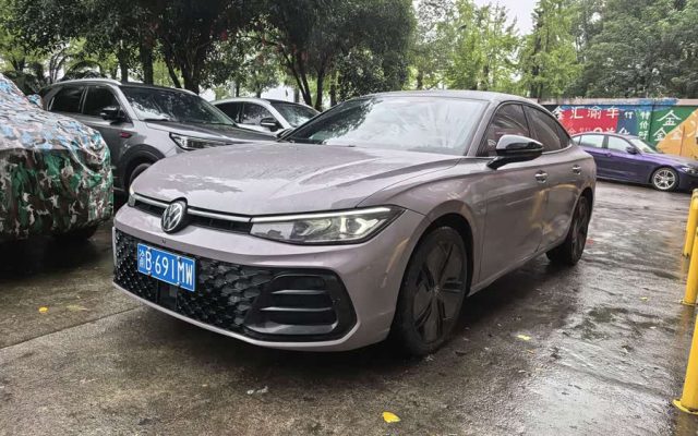 Passat 2025 Pro 380TSI Starry Dragon Edition