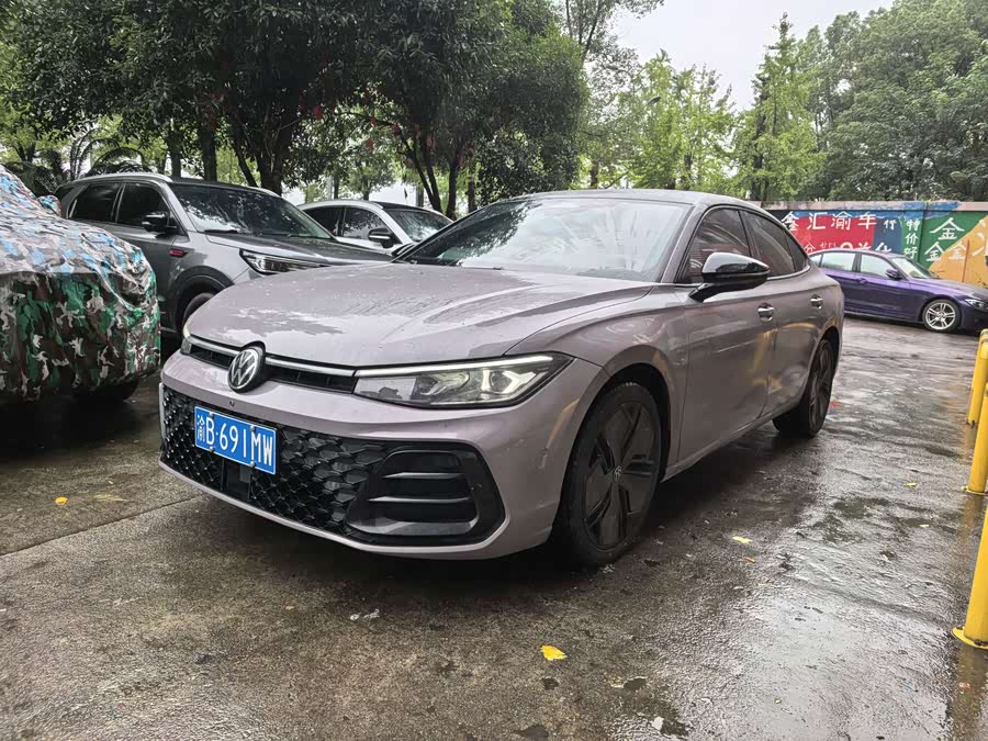 Passat 2025 Pro 380TSI Starry Dragon Edition